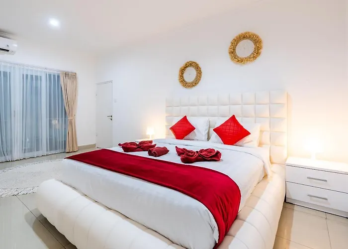 Luxury Minimalist White Angel In Seminyak, Sleeps 21 People In Total Villa